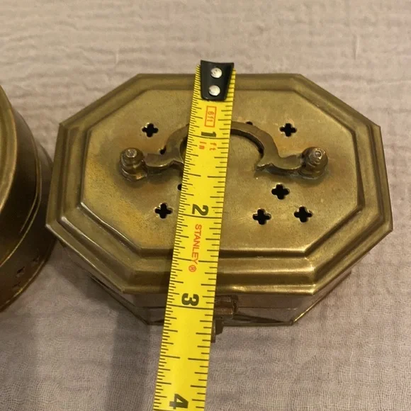 Small VINTAGE BRASS ORIENTAL CRICKET BOXES. Set 2 pieces. Perfect for decoration - Picture 6 of 8